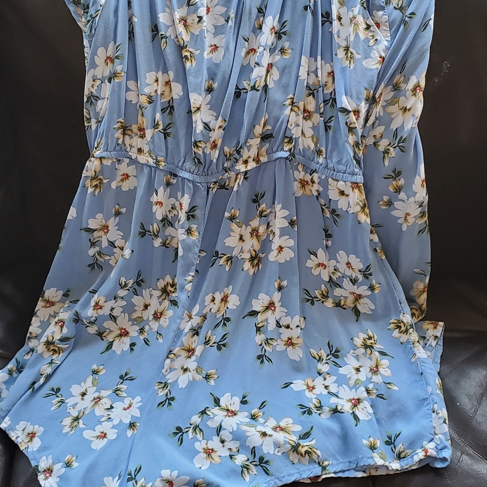 Romper - Picture 3 of 3
